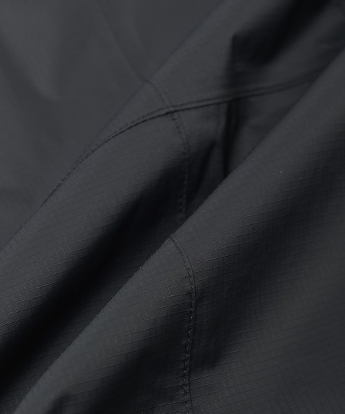 THE NORTH FACE(ザノースフェイス)の「THE NORTH FACE (ザ・ノース フェイス) VENTURE PARKA RTO ジャケット(マウンテンパーカー・レディース・ブラック・XS)」の3枚目の写真