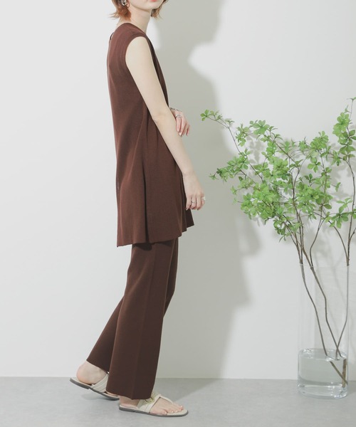 SENSE OF PLACE by URBAN RESEARCH（センスオブプレイスバイアーバンリサーチ）の「【WEB/一部店舗限定】センターシームニットセットアップ（ニット/セーター・レディース・ブラック/ベージュ/ブラウン/グリーン・ONE）」の3枚目の写真