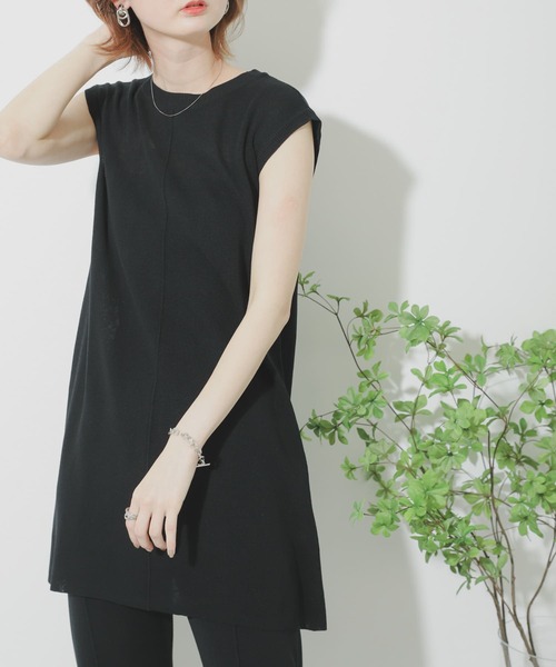 SENSE OF PLACE by URBAN RESEARCH（センスオブプレイスバイアーバンリサーチ）の「【WEB/一部店舗限定】センターシームニットセットアップ（ニット/セーター・レディース・ブラック/ベージュ/ブラウン/グリーン・ONE）」の2枚目の写真