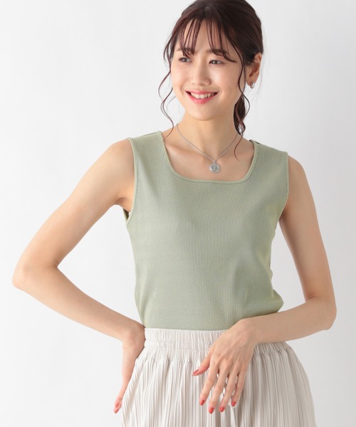 GLOBAL WORK（グローバルワーク）の「Beauteeスクエアタンク/941356（タンクトップ・レディース・ホワイト/ブラック/アイボリー/キャメル/ライトイエロー/グリーン系その他3/ダークグレー/その他・MEDIUM/LARGE）」の6枚目の写真