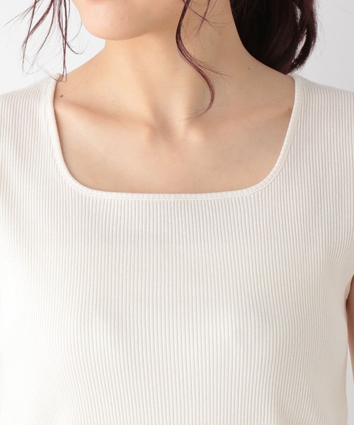 GLOBAL WORK（グローバルワーク）の「Beauteeスクエアタンク/941356（タンクトップ・レディース・ホワイト/ブラック/アイボリー/キャメル/ライトイエロー/グリーン系その他3/ダークグレー/その他・MEDIUM/LARGE）」の13枚目の写真