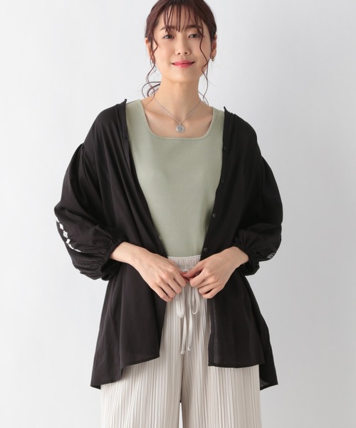 GLOBAL WORK（グローバルワーク）の「Beauteeスクエアタンク/941356（タンクトップ・レディース・ホワイト/ブラック/アイボリー/キャメル/ライトイエロー/グリーン系その他3/ダークグレー/その他・MEDIUM/LARGE）」の10枚目の写真