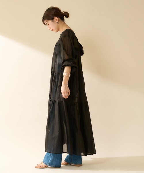 SHENERY（シーナリー）の「ボイルティアード2WAYワンピース（ワンピース・レディース・ブラック/レッド/オフホワイト・FREE）」の15枚目の写真