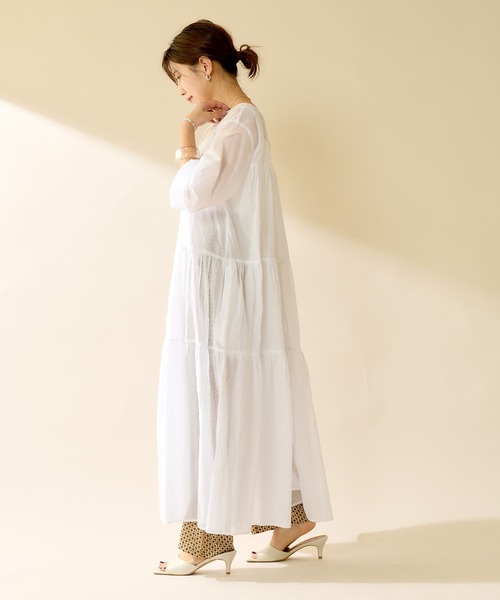 SHENERY（シーナリー）の「ボイルティアード2WAYワンピース（ワンピース・レディース・ブラック/レッド/オフホワイト・FREE）」の6枚目の写真