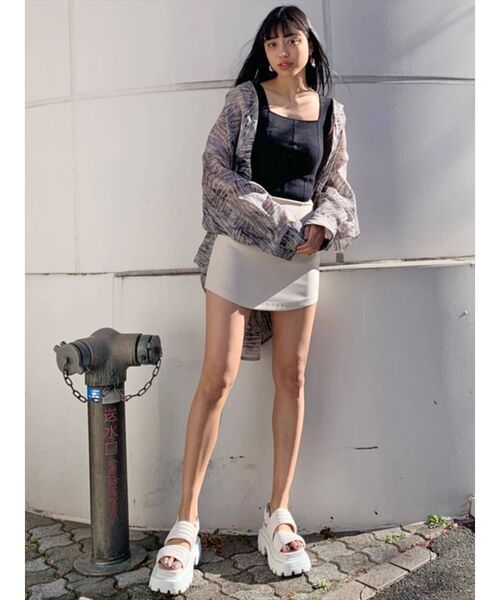 EMODA(エモダ)の「カーブミニスカート(スカート・レディース・ホワイト/ブラック/その他・SMALL/MEDIUM)」の13枚目の写真