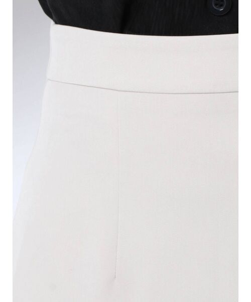 EMODA(エモダ)の「カーブミニスカート(スカート・レディース・ホワイト/ブラック/その他・SMALL/MEDIUM)」の19枚目の写真