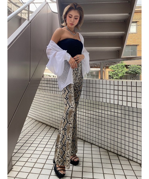 EGOIST（エゴイスト）の「ボリュームパフシアーシャツ（シャツ/ブラウス・レディース・ブラック/パープル/ホワイト・FREE）」の15枚目の写真