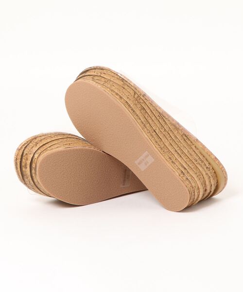 ENVYM（アンビー）の「ウェッジセンターシームサンダル（サンダル・レディース・クリア/ブラック・24.5cm/23.5cm/22.5cm）」の9枚目の写真