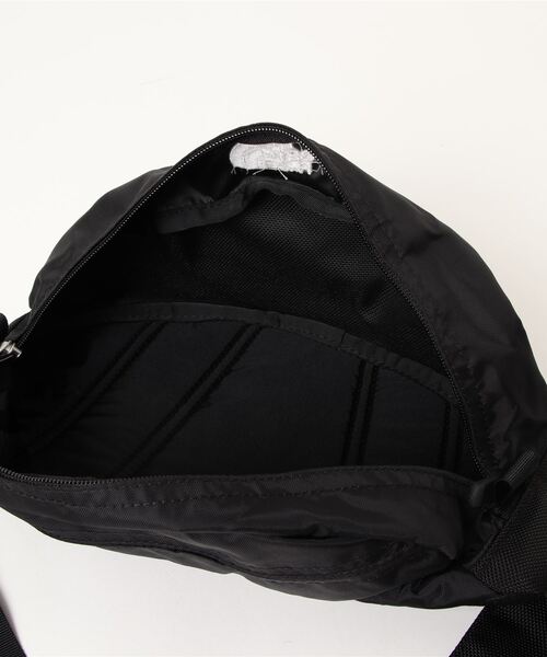 SLOBE IENA（スローブイエナ）の「【THE NORTH FACE/ ザノースフェイス】Sweepウエストポーチ◆（ボディバッグ/ウエストポーチ・レディース・パープル/ブラウン/ブラック・FREE）」の7枚目の写真