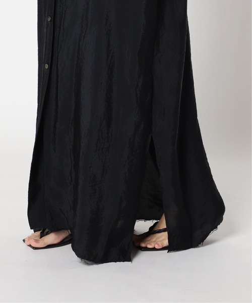 BIG COLLAR ONE PIECE ブラック 2サイズ slit zip big collar one-piece – BUNNY APARTMENT