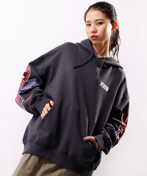 VISION STREET WEAR(ヴィジョンストリートウェア)の「【VISION STREET WEAR】スリーブロゴ裏毛フーディー(パーカー・メンズ・チャコールグレー/ブルー/キナリ・M/L)」の17枚目の写真