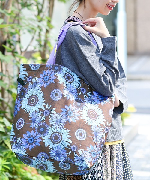 チチカカ(チチカカ)の「巾着トートエコバッグ(エコバッグ/サブバッグ・レディース・ブラウン/ピンク/ブルー・FREE)」の2枚目の写真