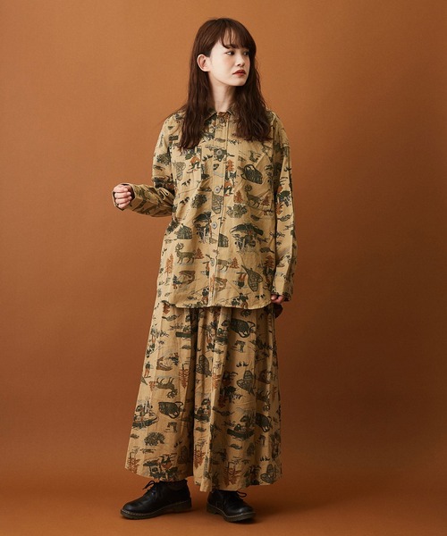 CUBE SUGAR（キューブシュガー）の「アウトドアプリント ツイル ギャザー フレアスカート（スカート・レディース・ベージュ/ブルー/カーキ・M）」の18枚目の写真