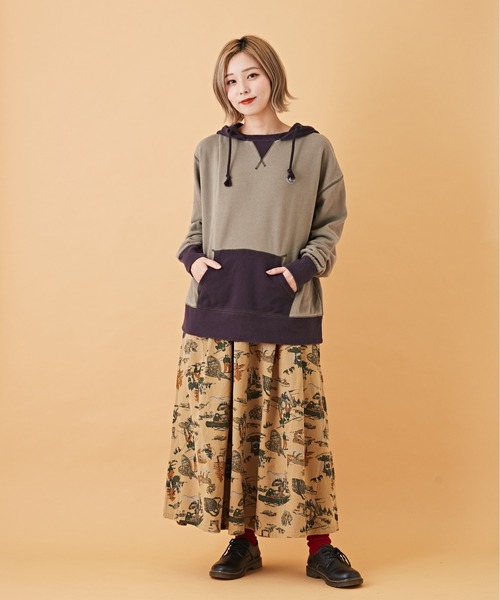 CUBE SUGAR（キューブシュガー）の「アウトドアプリント ツイル ギャザー フレアスカート（スカート・レディース・ベージュ/ブルー/カーキ・M）」の13枚目の写真