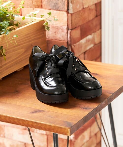 MAJESTIC LEGON（マジェスティックレゴン）の「ボリュームヒールシューズ（その他シューズ・レディース・ダークブラウン/ブラック・SMALL/MEDIUM/LARGE/X-LARGE）」の2枚目の写真