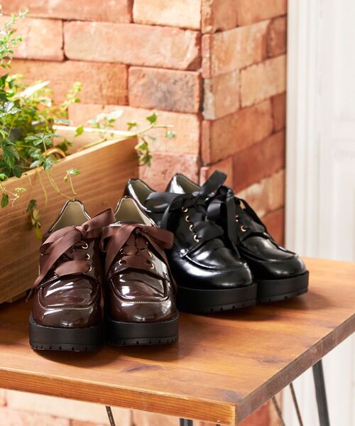 MAJESTIC LEGON（マジェスティックレゴン）の「ボリュームヒールシューズ（その他シューズ・レディース・ダークブラウン/ブラック・SMALL/MEDIUM/LARGE/X-LARGE）」の3枚目の写真