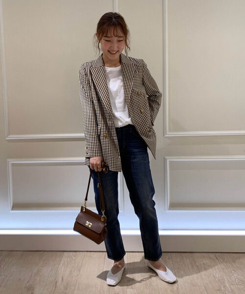 AULENTTI（オウレンティ）の「【AULENTTI/オーレンティ】ひねり金具フラップミニポシェット（ショルダーバッグ・レディース・ブラウン/ブラック・FREE）」の6枚目の写真