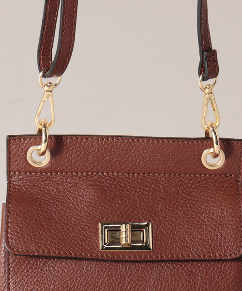 AULENTTI（オウレンティ）の「【AULENTTI/オーレンティ】ひねり金具フラップミニポシェット（ショルダーバッグ・レディース・ブラウン/ブラック・FREE）」の15枚目の写真