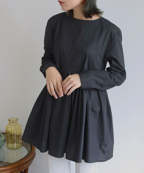 HER CLOSET（ハークローゼット）の「【shemoshelly】ペプラムブラウス（シャツ/ブラウス・レディース・ホワイト/ブラック/ブラウン/グレイッシュベージュ・M）」の3枚目の写真