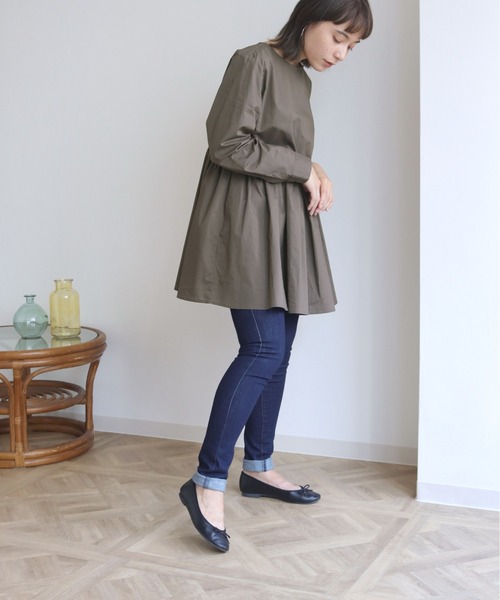 HER CLOSET（ハークローゼット）の「【shemoshelly】ペプラムブラウス（シャツ/ブラウス・レディース・ホワイト/ブラック/ブラウン/グレイッシュベージュ・M）」の19枚目の写真