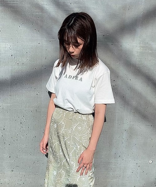 ADIRA（アディラ）の「プックリシシュウT（Tシャツ/カットソー・レディース・ホワイト/スミクロ・SMALL）」の6枚目の写真