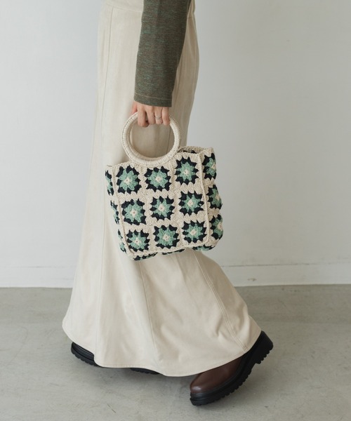 Kastane(カスタネ)の「パッチワークハンドクロシェBAG(トートバッグ・レディース・アイボリー/ブラック/グリーン・FREE)」の11枚目の写真