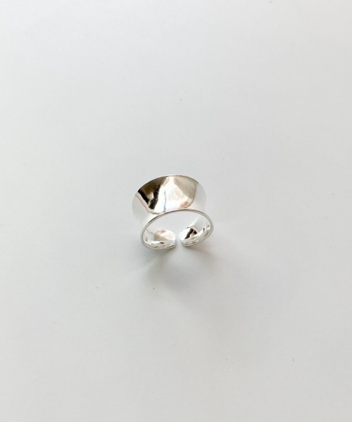 yu-ka（ユーカ）の「YU-KA : シルバーワイドリング（リング・レディース・シルバー・ONE SIZE）」の5枚目の写真