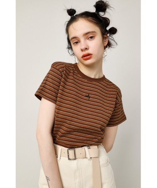 SLY（スライ）の「COMPACT SLY LOGO T/SH コンパクトロゴ Tシャツ（Tシャツ/カットソー・レディース・ホワイト/ブラック/ターコイズブルー/ブラウン系その他2・FREE）」の3枚目の写真
