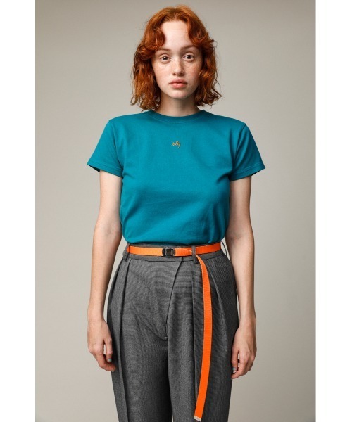 SLY（スライ）の「COMPACT SLY LOGO T/SH コンパクトロゴ Tシャツ（Tシャツ/カットソー・レディース・ホワイト/ブラック/ターコイズブルー/ブラウン系その他2・FREE）」の7枚目の写真