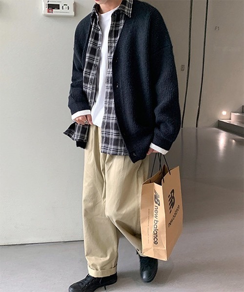 WESTBOY(ウエストボーイ)の「ボリュームスリーブオーバーニットカーディガン WO21W3TP04【WB ORIGINALS】(カーディガン/ボレロ・メンズ・ブルー/ブラック/グレー/ライトブルー・M/L/XL/S)」の20枚目の写真