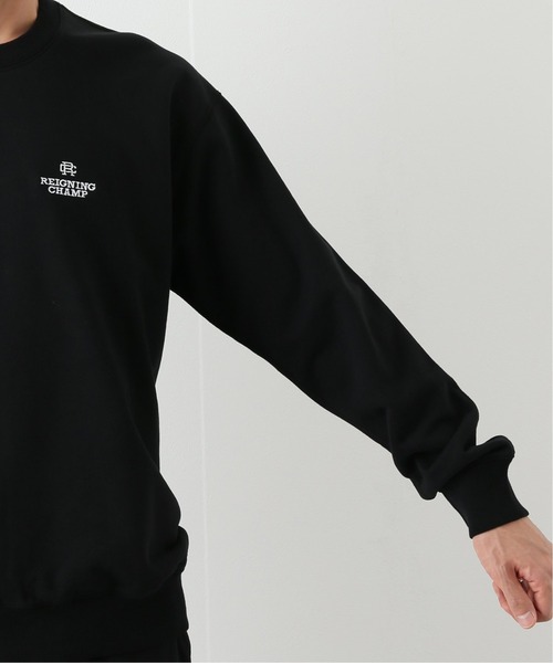 REIGNING CHAMP（レイニングチャンプ）の「【REIGNING CHAMP】日本限定 EMB. RELAXED CREWNECK MIDWEIGHT（スウェット・メンズ・ブラック・SMALL/MEDIUM）」の2枚目の写真