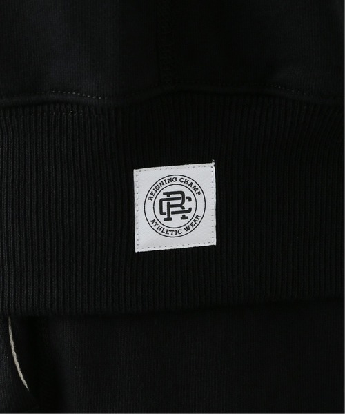 REIGNING CHAMP（レイニングチャンプ）の「【REIGNING CHAMP】日本限定 EMB. RELAXED CREWNECK MIDWEIGHT（スウェット・メンズ・ブラック・SMALL/MEDIUM）」の10枚目の写真