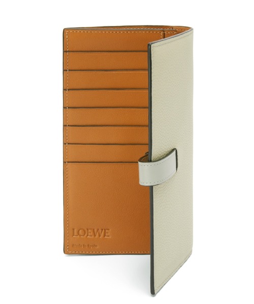 LOEWE(ロエベ)の「バーティカル ウォレット ラージ (グレインカーフ)(財布・レディース・ライトピンク/ベージュ系その他/グリーン系その他/ブラウン系その他/グリーン系その他2/ピンク×イエロー/グレー/ホワイト×ライム/グリーン系その他4/グリーン系その他5・ONE SIZE)」の18枚目の写真