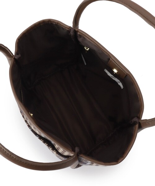 DRESKIP（ドレスキップ）の「◆【ポ－チ付】つまみハンドルトート（トートバッグ・レディース・ブラック系2/ベージュ系1/ネイビー系1・00）」の5枚目の写真