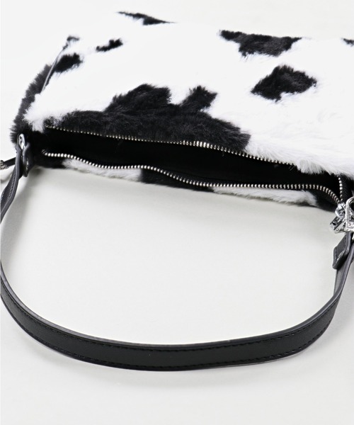 SPINNS(スピンズ)の「【2WAY仕様】柄エコファーバケットバッグ(ショルダーバッグ・レディース・B/C/A・ONESIZE)」の15枚目の写真