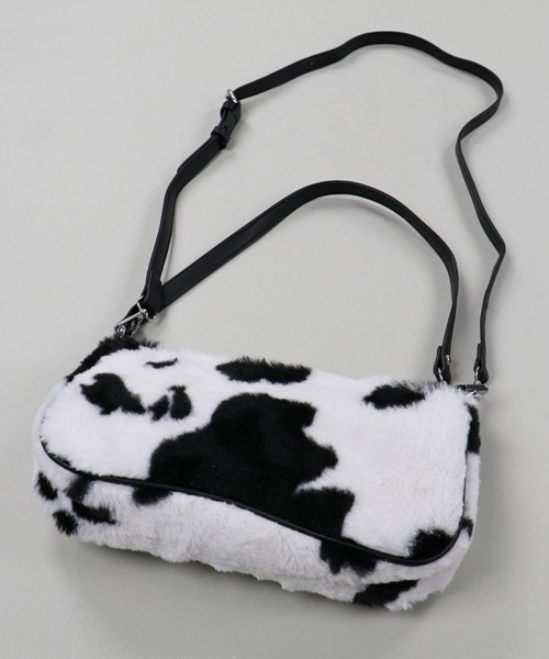 SPINNS(スピンズ)の「【2WAY仕様】柄エコファーバケットバッグ(ショルダーバッグ・レディース・B/C/A・ONESIZE)」の9枚目の写真