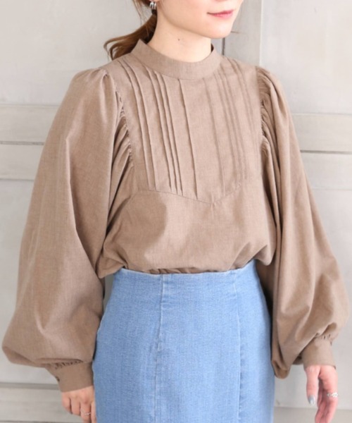 moment+*NewArrival*T/Cシャンブレースタンドカラーボリュームスリーブピンタックブラウス