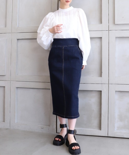 moment+*NewArrival*T/Cシャンブレースタンドカラーボリュームスリーブピンタックブラウス