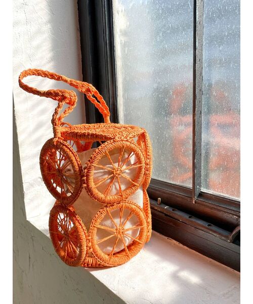 Ungrid（アングリッド）の「カラーモチーフカゴBAG（かごバッグ・レディース・オレンジ/グリーン・FREE）」の2枚目の写真
