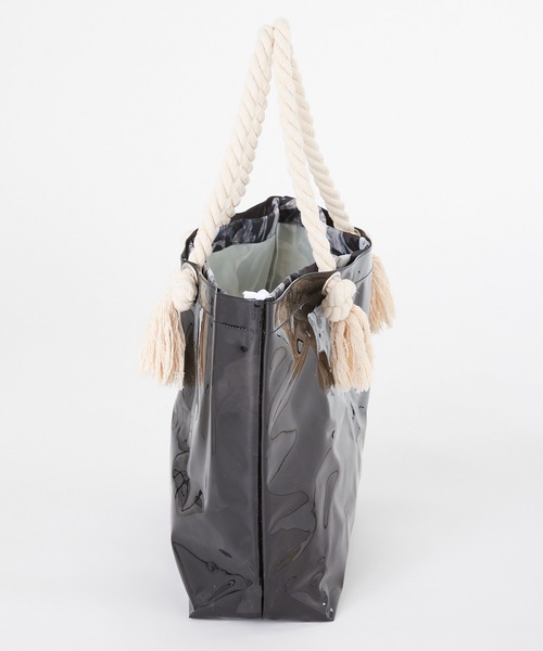 CECIL McBEE(セシルマクビー)の「【CECILMcBEE/セシルマクビー】PVCトート×巾着バッグ(トートバッグ・レディース・ブラック/ブラウン・FREE)」の10枚目の写真