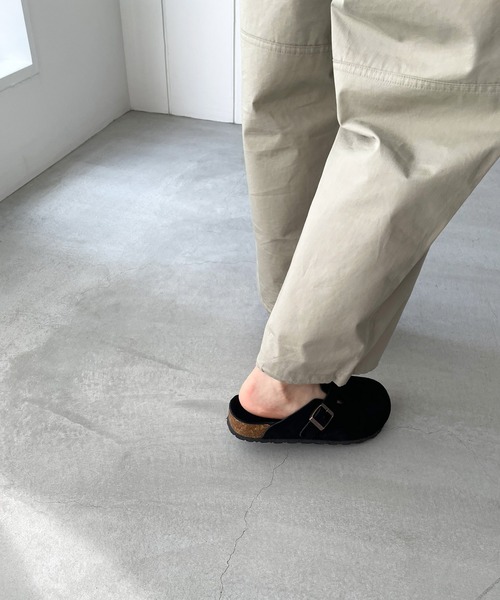 CANAL JEAN(キャナルジーン)の「El mar ベルト付きスウェードスリッポン(スリッポン・レディース・ブラック/ブラウン・SMALL/MEDIUM)」の5枚目の写真