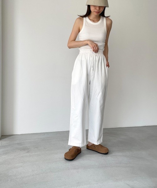 CANAL JEAN(キャナルジーン)の「El mar ベルト付きスウェードスリッポン(スリッポン・レディース・ブラック/ブラウン・SMALL/MEDIUM)」の7枚目の写真