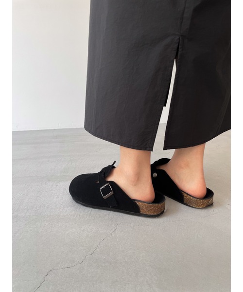 CANAL JEAN(キャナルジーン)の「El mar ベルト付きスウェードスリッポン(スリッポン・レディース・ブラック/ブラウン・SMALL/MEDIUM)」の14枚目の写真