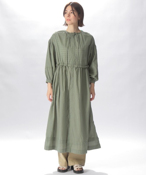 niko and...(ニコアンド)の「プレミアムコットンローンワンピース(ワンピース・レディース・ホワイト/レッド/カーキ・MEDIUM/LARGE)」の4枚目の写真