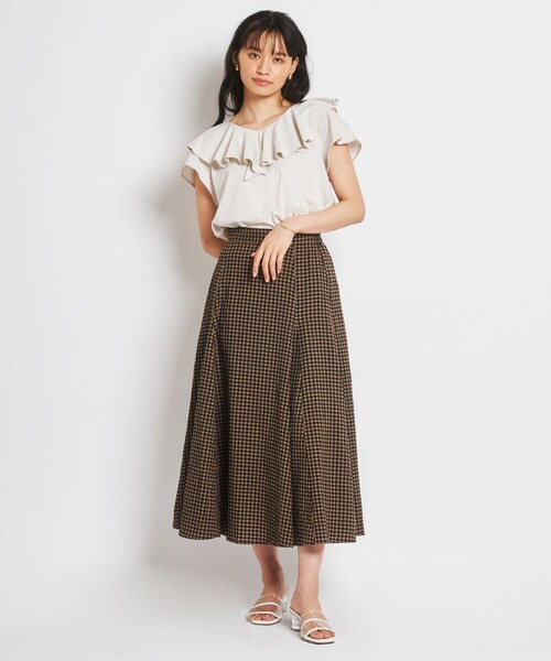 Feroux(フェルゥ)の「【吸水速乾・洗える】ラッフル Tシャツ(Tシャツ/カットソー・レディース・ホワイト系/アイボリー系/ブラック系/黄土色系・F)」の12枚目の写真