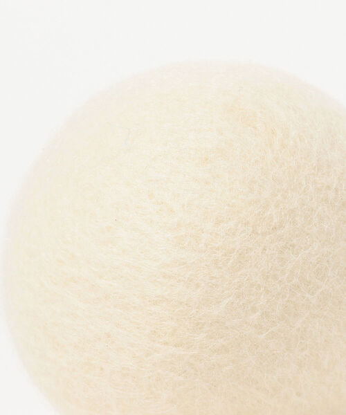 bpr BEAMS(ビーピーアール ビームス )の「STEAMERY / Tumble Dryer Balls ウール ドライ ボール 4個セット(ランドリーグッズ・メンズ・ホワイト・ONE SIZE)」の9枚目の写真