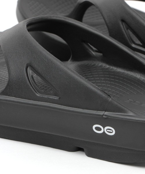 OOFOS（ウーフォス）の「【OOFOS(ウーフォス)】OOriginal（サンダル・メンズ・ブラック/オフホワイト/ベージュ/オリーブ/グレー/ライトグリーン/カーキ/ライトグレー・26/28/27）」の14枚目の写真