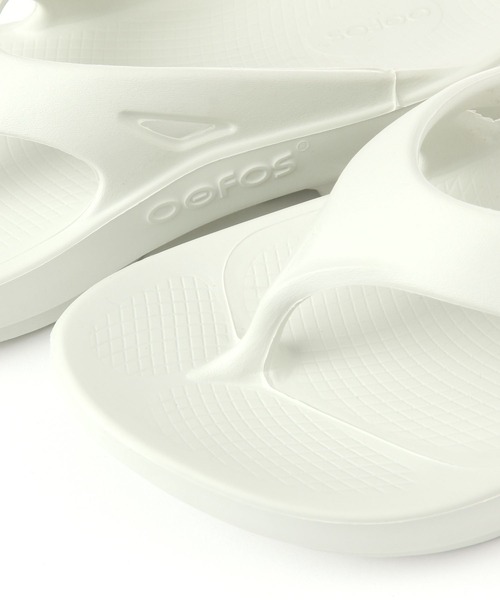 OOFOS（ウーフォス）の「【OOFOS(ウーフォス)】OOriginal（サンダル・メンズ・ブラック/オフホワイト/ベージュ/オリーブ/グレー/ライトグリーン/カーキ/ライトグレー・26/28/27）」の19枚目の写真