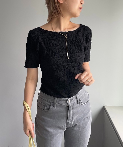 CAPRICIEUX LE