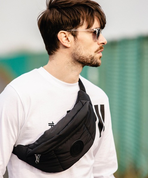 1PIU1UGUALE3  RELAX （ウノピゥウノウグァーレトレ リラックス）の「1PIU1UGUALE3 RELAX(ウノピゥウノウグァーレトレ)サークルロゴボディバッグ（ボディバッグ/ウエストポーチ・メンズ・ブラック・ONE SIZE）」の10枚目の写真